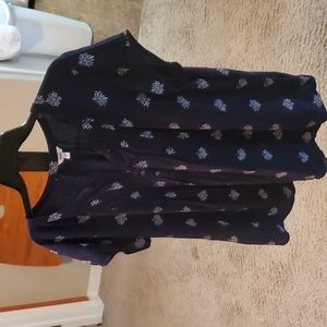 Sonoma womens top, size xl, super soft light material.